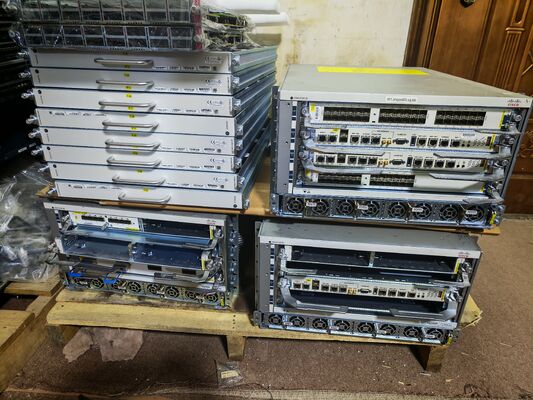 Cisco ASR-9904 Router with 2x10G/IG Service Edge Line Card (BRAS) Configuration