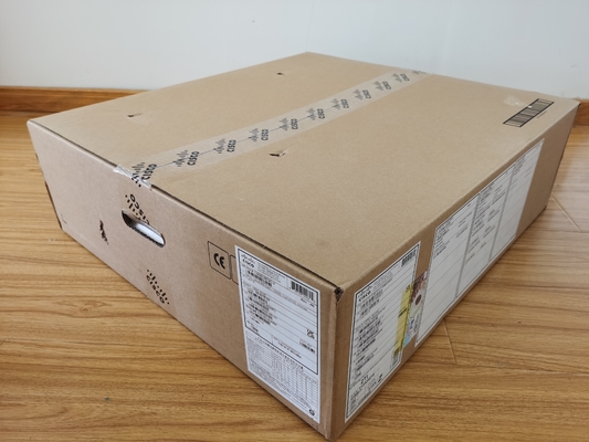 C9500-48Y4C-A 	
Cisco Catalyst 9500 Series high performance 48-port 25G switch, NW Adv. License