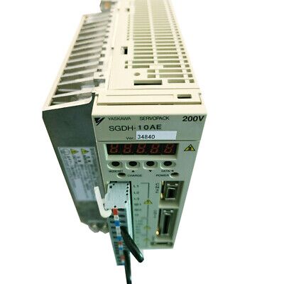 Yaskawa SGDH-10AE Sigma II 1kW 200VAC 3-Phase Servo Amplifier (Servopack AC Servo Drive)