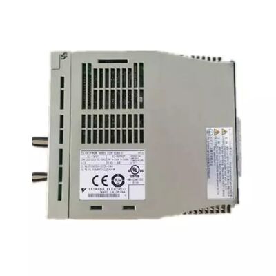 Yaskawa SGDM-50ADA Sigma-II Servo Drive (5kW, 3-Phase 200-230V, 32.8A)