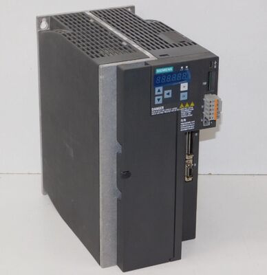 Siemens 6SL3210-5FE13-5UA0 SINAMICS V90 Servo Drive with 3.5 kW Power, 380-480 V AC Input, and IP20 Protection